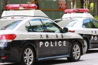 「威嚇射撃」しても向かってきた…刃物の男性に「発砲」→死亡、警察官が「拳銃」を撃てるのはどんなとき？