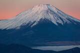 「「救助する必要ある？」閉山中の富士山で遭難事故、“自己責任論”噴出…入山禁止や救助の有料化は可能か」の画像1