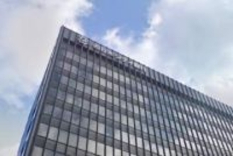 「緊張感なさすぎ」SNS投稿で顧客名映り込み、西日本シティ銀行が謝罪…処分はどうなる？