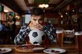 「W杯で入った「DAZN」解約しよう→「30日前まで」に手続きが必要だった…これって法的に問題ない？」の画像1