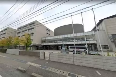 磐越道バス事故「予算を抑えたい」要望あった？ 食い違う説明、学校の責任はどこまで