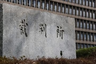 「リュックに入れるのを見た」勘違いから虚偽通報、そして偽装工作へ…私服警備員に有罪判決