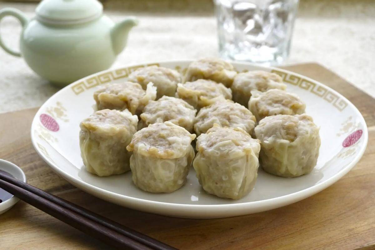 成城石井の人気グルメが今だけお得に！4月2日まで惣菜・スイーツ・パンなど「愛されグルメ」が増量中。