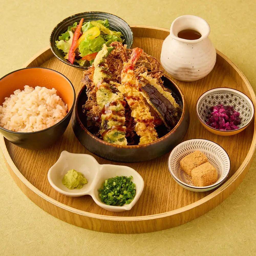 【池袋】500円定食はありがたい。5日間限定でランチメニュー全品半額！《7月31日まで》