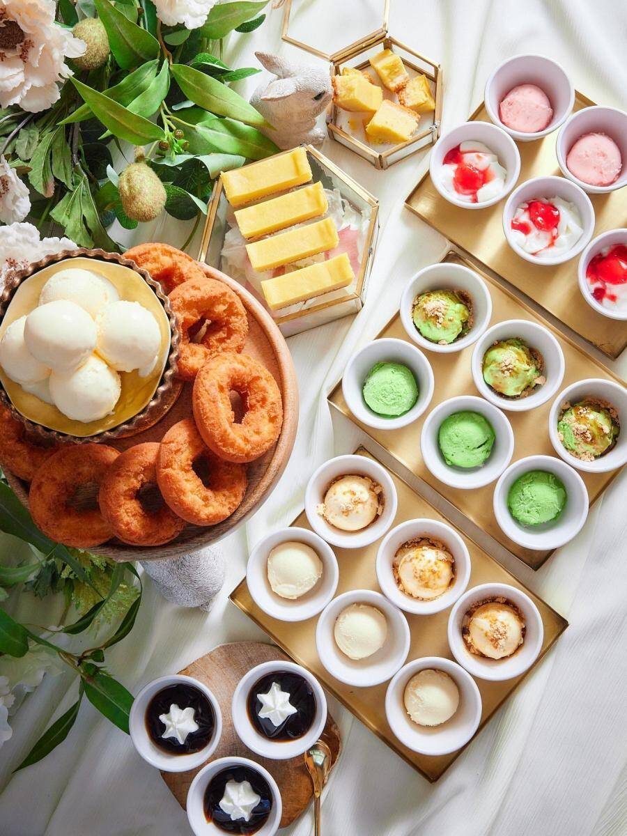 牛角の「デザート食べ放題」が全店・全コースに拡大！七輪で炙ったドーナツにアイスを合わせた"温×冷スイーツ"も見逃せない。