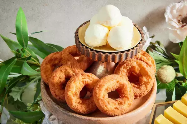 「牛角の「デザート食べ放題」が全店・全コースに拡大！七輪で炙ったドーナツにアイスを合わせた"温×冷スイーツ"も見逃せない。」の画像