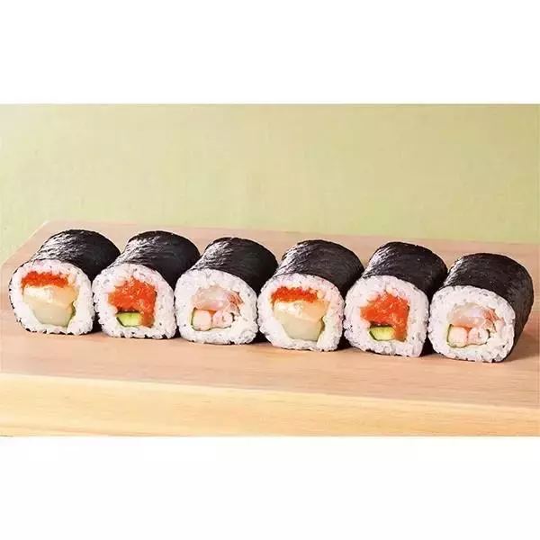 「超豪華ズワイガニから重さ1.7kgの特大まで...コスパ最強「イオンの恵方巻き」が今年もスゴイ《予約は1月25日まで》」の画像