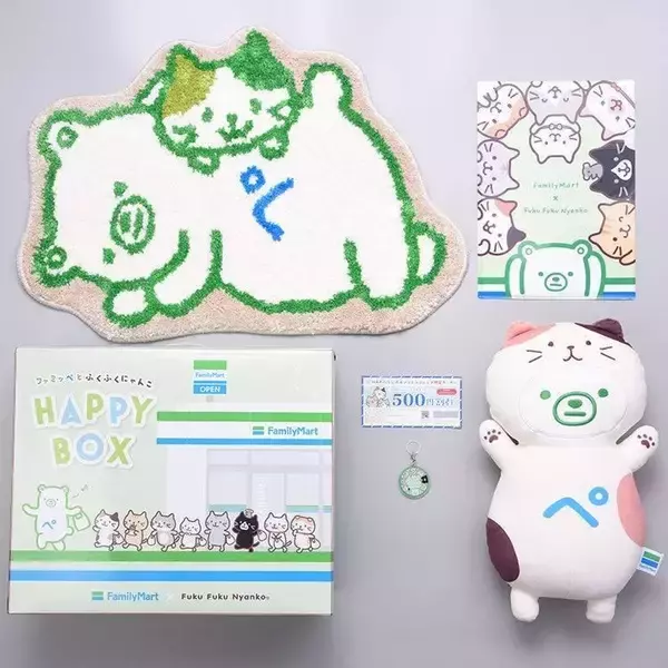「ファミマに「mofusand」コラボ商品が大量！2026年も「ファミリ～にゃ～ト大作戦！」開催で"ねこだらけ"に♡」の画像