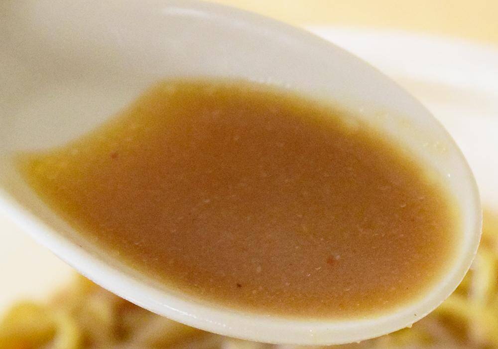 コンビニ「味噌ラーメン」食べ比べ！セブン・ローソン・ファミマ3社で具材や味わいに違いがあるか徹底検証。