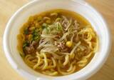 「コンビニ「味噌ラーメン」食べ比べ！セブン・ローソン・ファミマ3社で具材や味わいに違いがあるか徹底検証。」の画像5