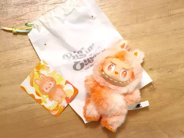 「4シリーズのラブブを比較！色味やデザインだけじゃない、毛並みの違いにも注目《ポップマート》」の画像