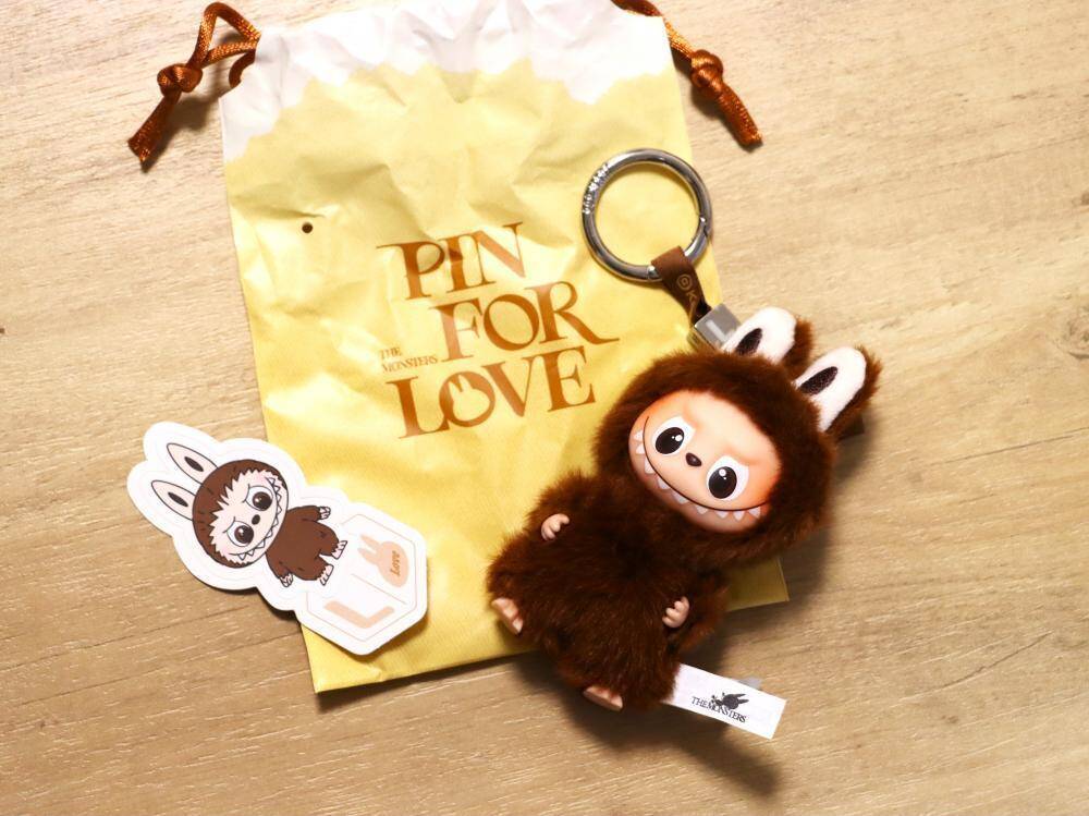 4シリーズのラブブを比較！色味やデザインだけじゃない、毛並みの違いにも注目《ポップマート》