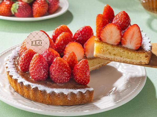 3月の「FLOの日」は"苺ぎっしりタルト"が登場♡定番人気スイーツやデリもお得に。
