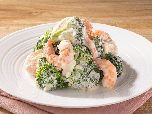 3月の「FLOの日」は"苺ぎっしりタルト"が登場♡定番人気スイーツやデリもお得に。