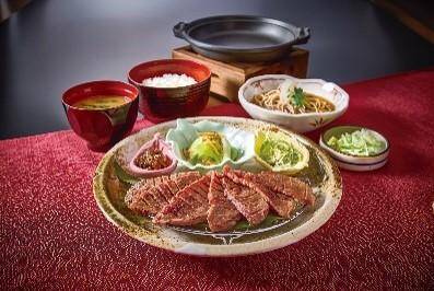 【和食麺処サガミ】10％オフ割引券の配布＆手羽先100円など人気メニューが特別価格に！「夏の感謝祭」は7月17日～23日開催。