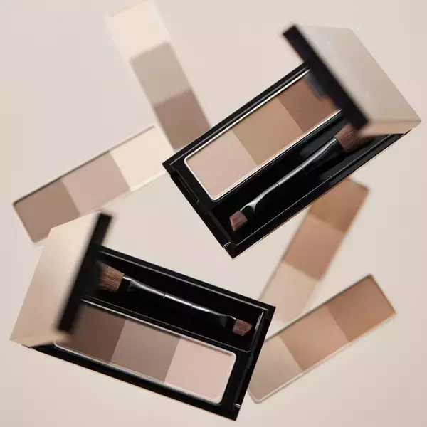 「【KATE春の新作】目もとの存在感がグッと高まる♡チークシャドウパレットが新たに登場。」の画像