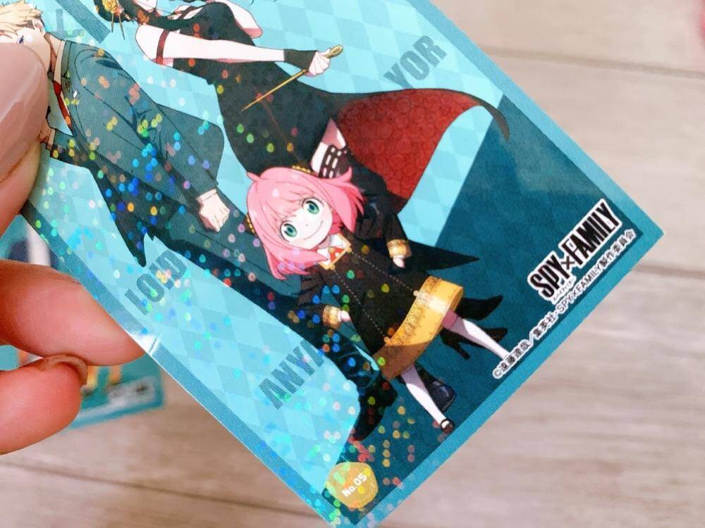 セリアで Spy Family の3枚入りシール発見 開封レビューするよ アーニャ出るかな 22年6月27日 エキサイトニュース