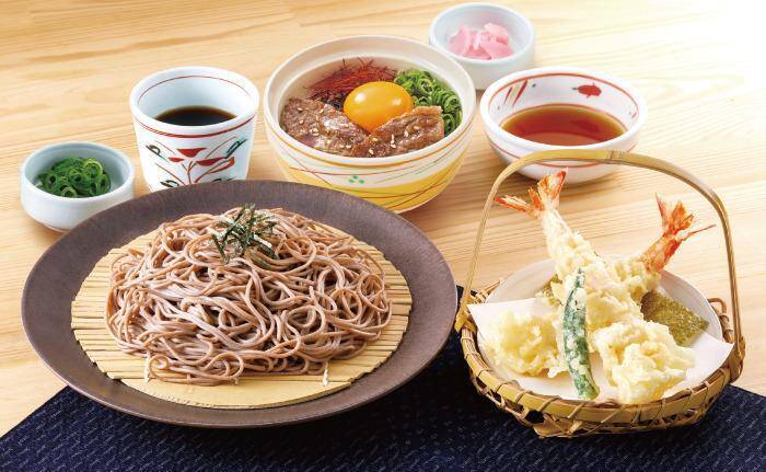 【和食さと】焼肉食べ放題が330円引き、涼麺セットやかき氷は222円引きに。「夏得キャンペーン」を7月22日まで開催中。