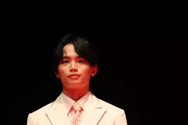 「【写真100枚超】日本一の男子大学生がタキシード姿を披露「CAMPUS BOYS 2026」フォトレポート」の画像