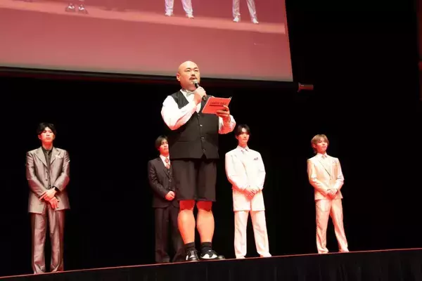 「【写真100枚超】日本一の男子大学生がタキシード姿を披露「CAMPUS BOYS 2026」フォトレポート」の画像