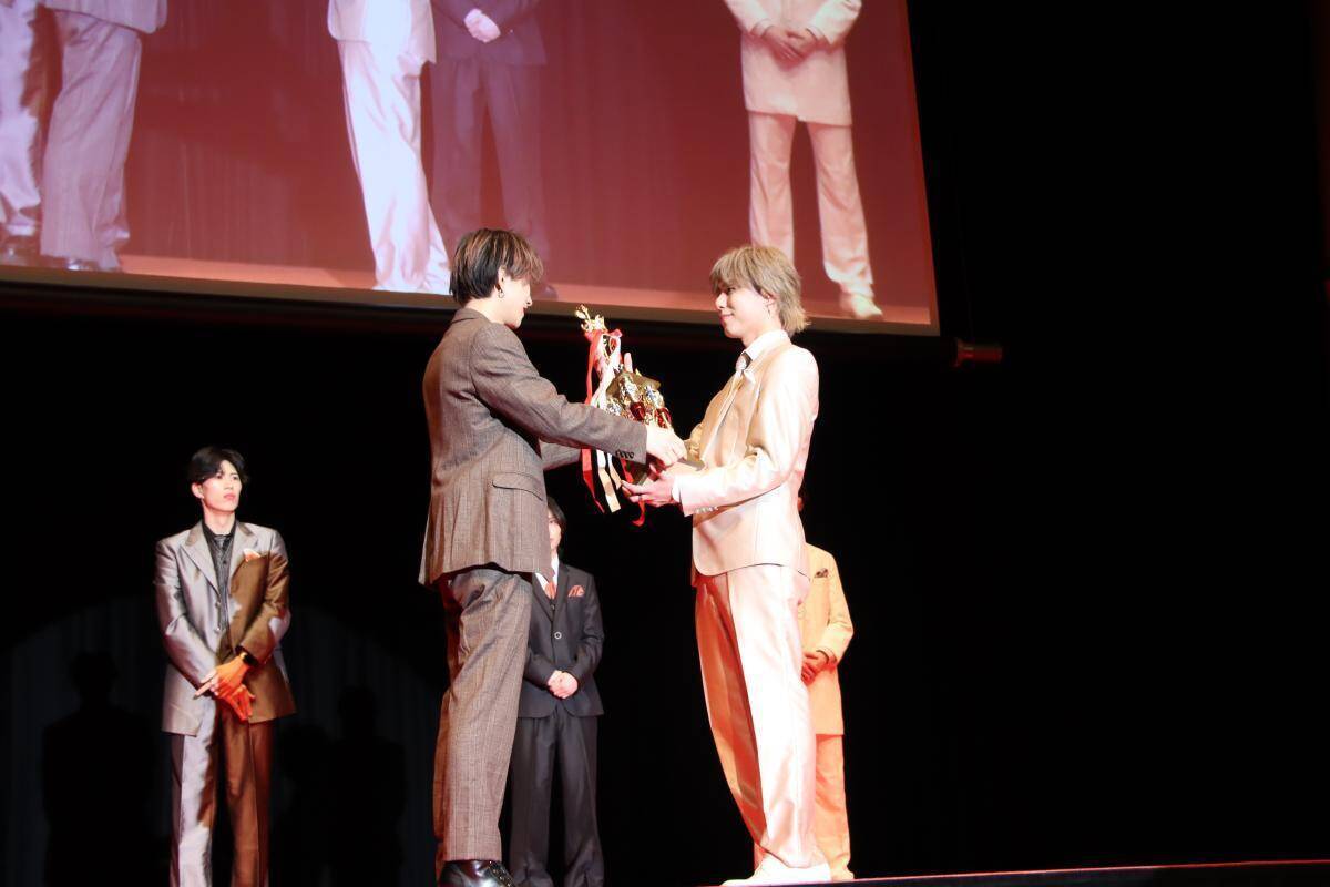 【写真100枚超】日本一の男子大学生がタキシード姿を披露「CAMPUS BOYS 2026」フォトレポート