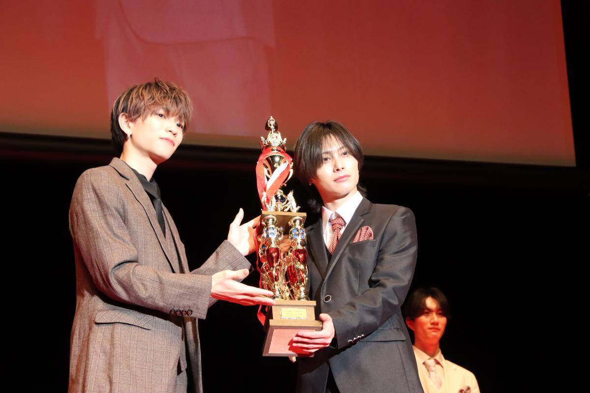 【写真100枚超】日本一の男子大学生がタキシード姿を披露「CAMPUS BOYS 2026」フォトレポート