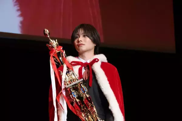 「【写真100枚超】日本一の男子大学生がタキシード姿を披露「CAMPUS BOYS 2026」フォトレポート」の画像