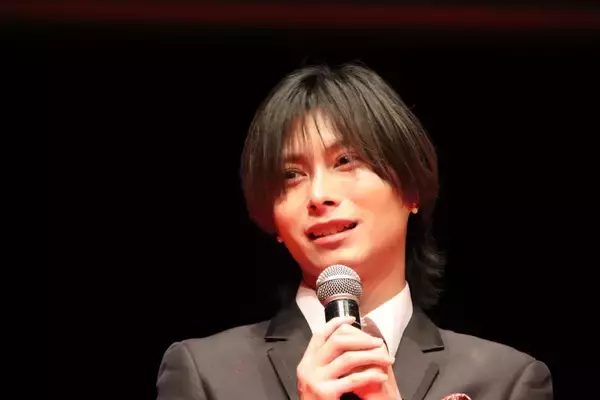 「【写真100枚超】日本一の男子大学生がタキシード姿を披露「CAMPUS BOYS 2026」フォトレポート」の画像