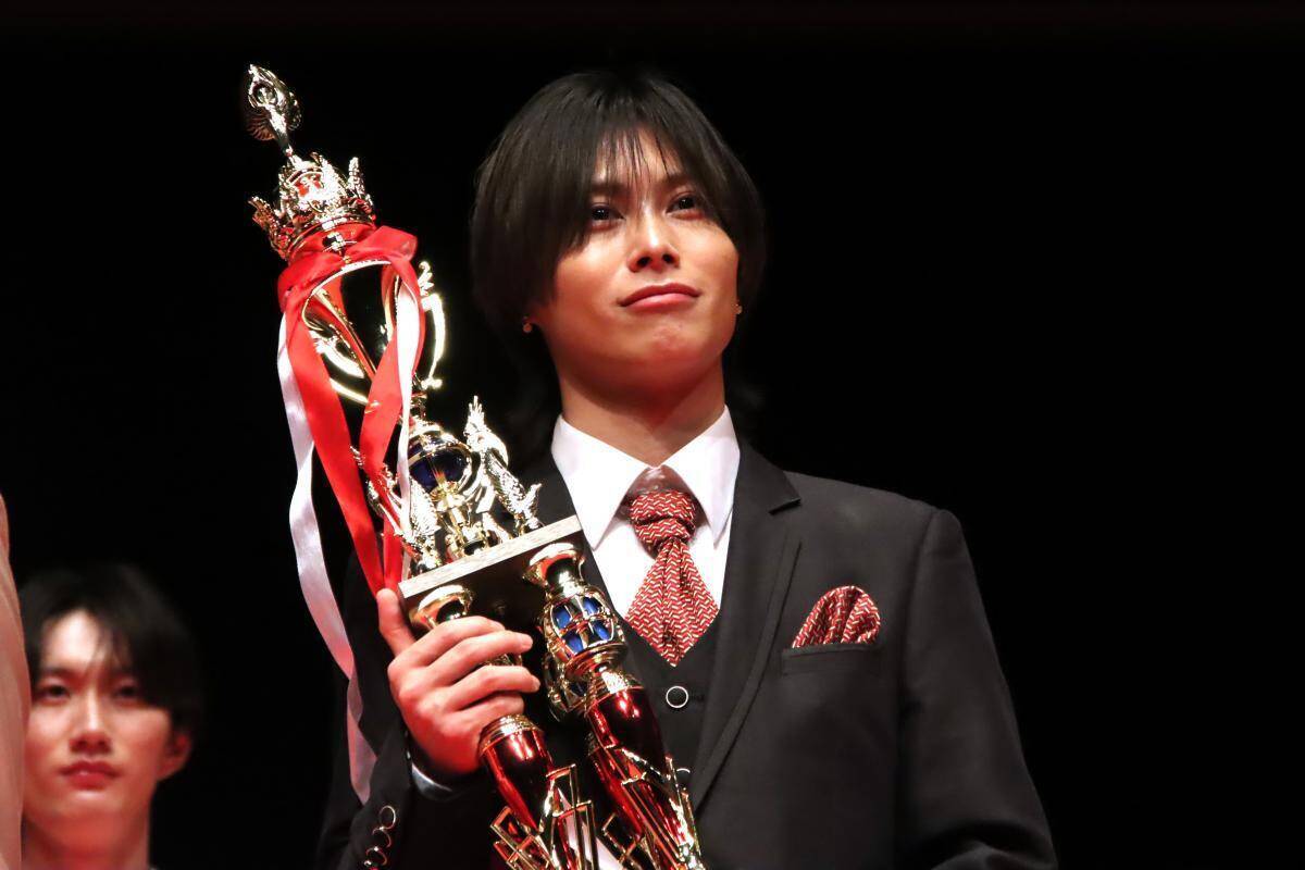 【写真100枚超】日本一の男子大学生がタキシード姿を披露「CAMPUS BOYS 2026」フォトレポート