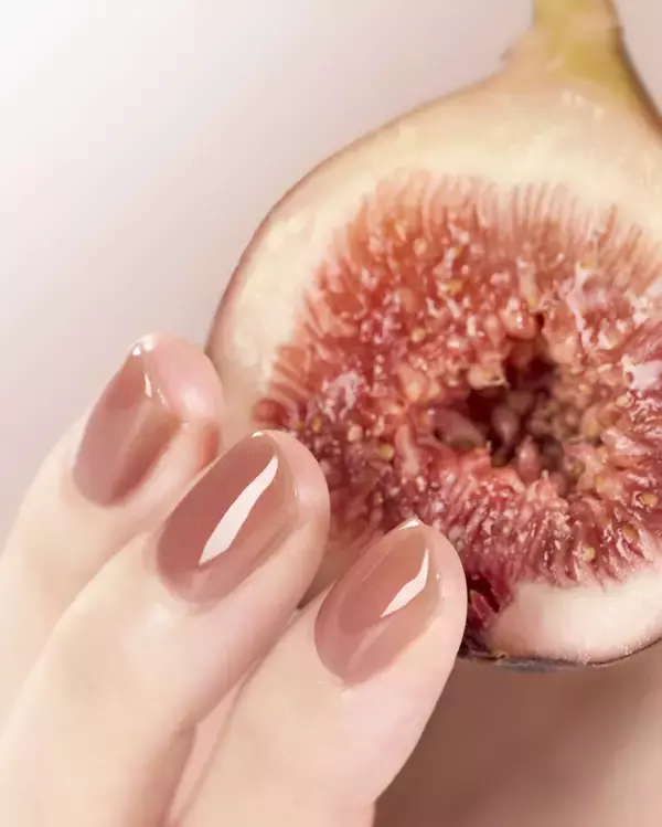 「《セブンで買えるコスメ》「パラドゥ」から春の新作ネイルが登場！"もぎたてのフルーツ"みたいな色味が可愛い♡」の画像