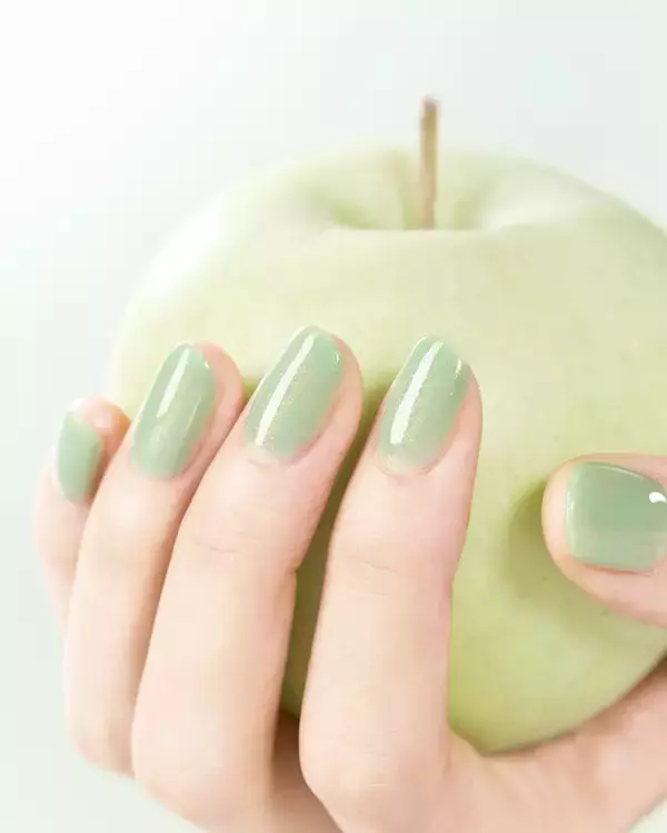 「《セブンで買えるコスメ》「パラドゥ」から春の新作ネイルが登場！"もぎたてのフルーツ"みたいな色味が可愛い♡」の画像