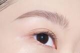 「デジャヴュの人気眉マスカラ「シアーカラーブロウ」から初の限定色登場♡甘さ控えめの"くすみピンク"で洒落感アップ」の画像2