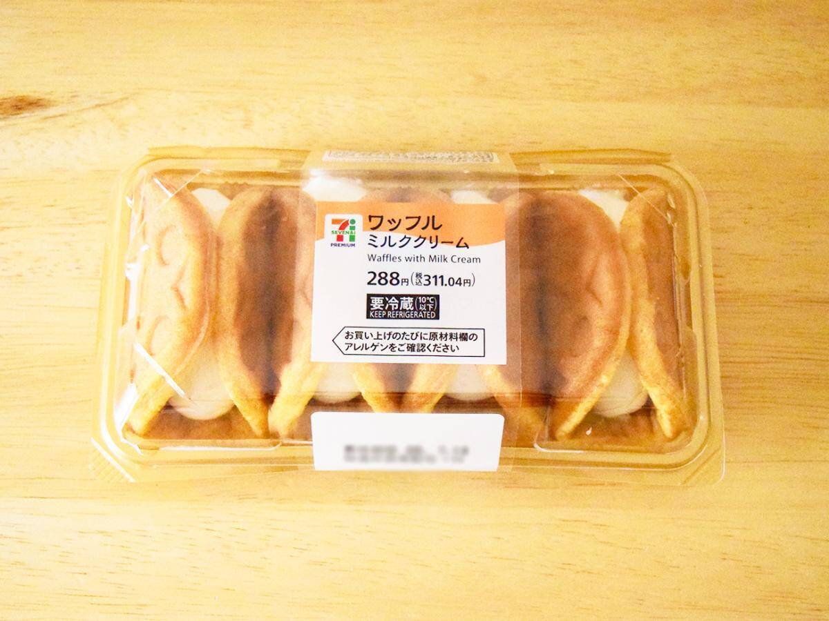 コンビニ「ワッフル」食べ比べ！コスパ、味、サイズをファミマ・セブン・ローソンで徹底比較