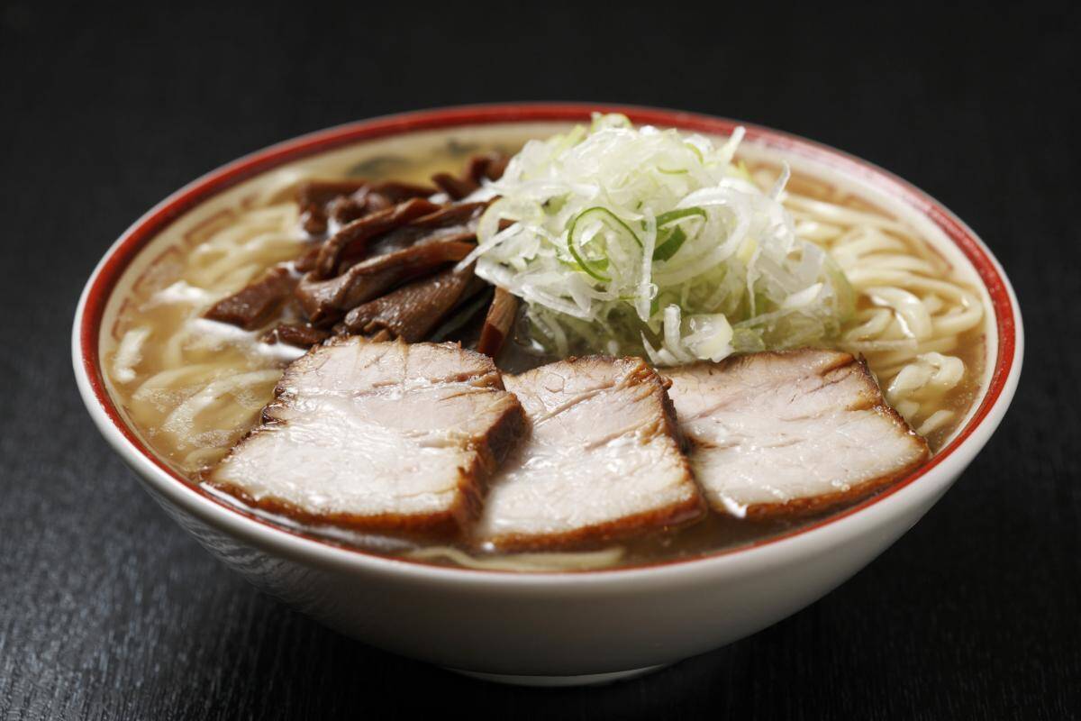【田中そば店】麺大盛＆トッピング1品が無料！公式SNSフォローでお得な特典をゲット《5月31日まで》