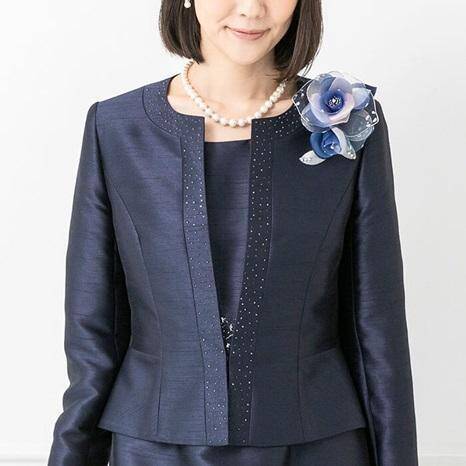 「素敵」「お美しいです！」小野田紀美氏のフォーマル衣装がSNSで注目、ブランドを推定