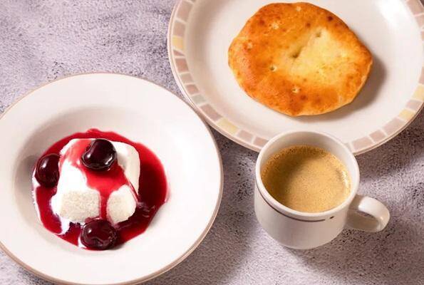 【サイゼ】「マジで美味い」チェリーソースのデザートがSNSで話題！