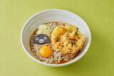「東京駅で3日間＆1000本限定。キュートで包丁いらずの「Suicaのペンギンかまぼこ」はなくなり次第終了だよ～。」の画像3