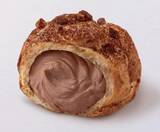 「【ビアードパパ】「生チョコシュー」が2月限定で復活中！香ばしいアーモンドと濃厚ショコラが相性抜群♡」の画像3