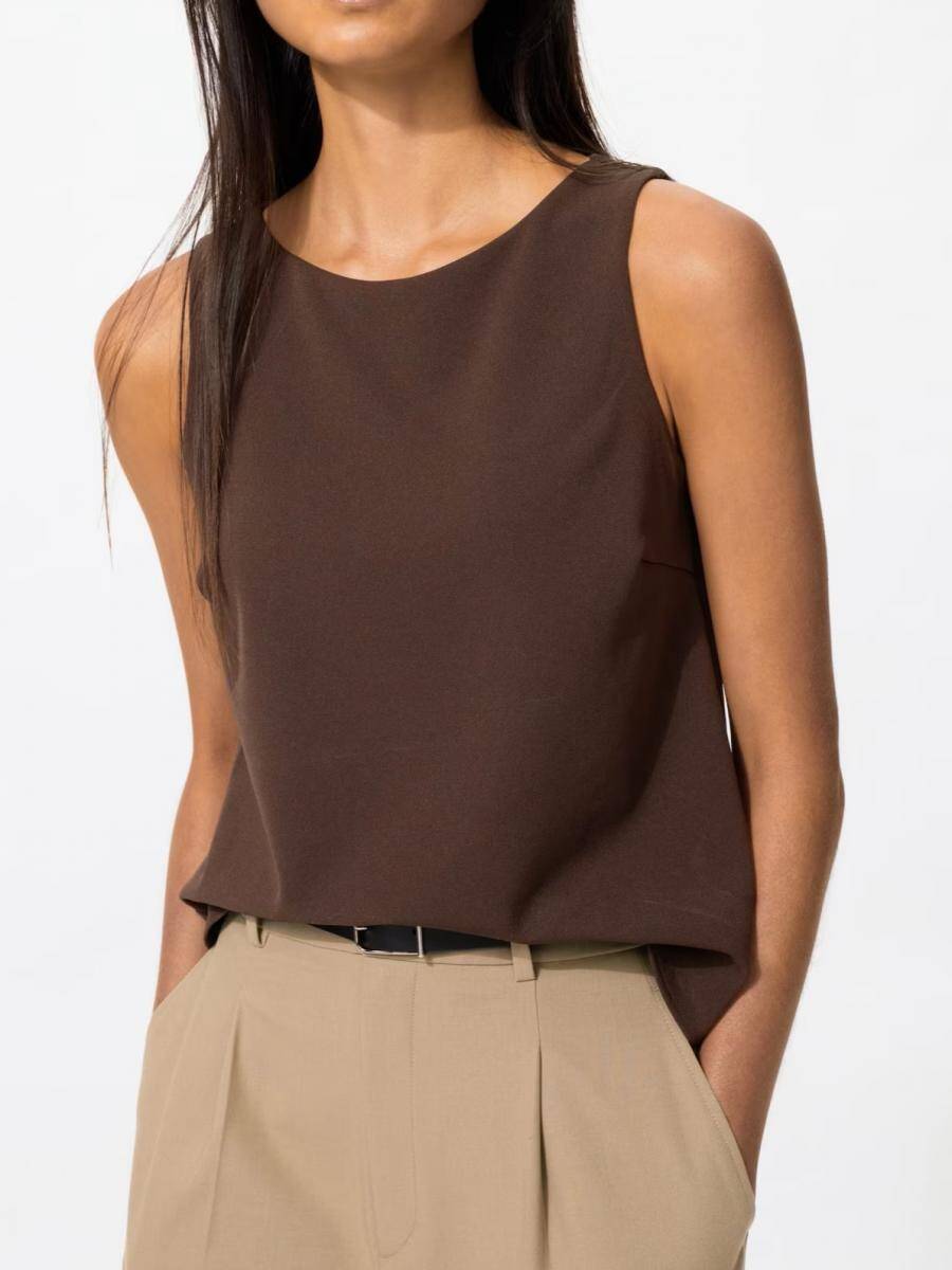 【ユニクロ最新チラシ】ゴールデンウィークを爽やかに乗り切る初夏アイテムがお得！上質リネンアイテムやブラトップなどが値下げ中《4月23日まで》