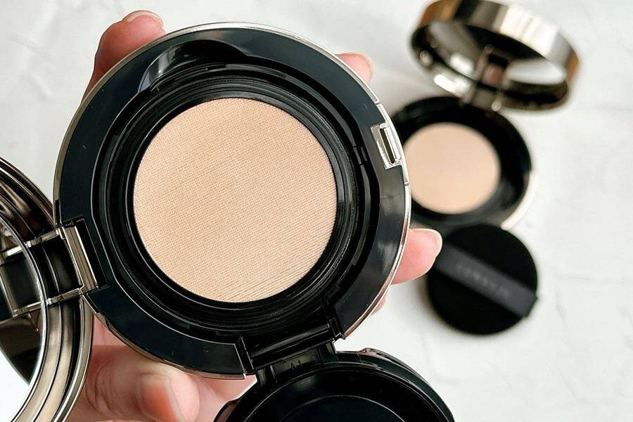 【ルナソル】簡単なのに"透明感のある肌"に仕上がる新作ファンデが優秀すぎた。メイクの土台を見直すチャンスかも《編集部レポ》