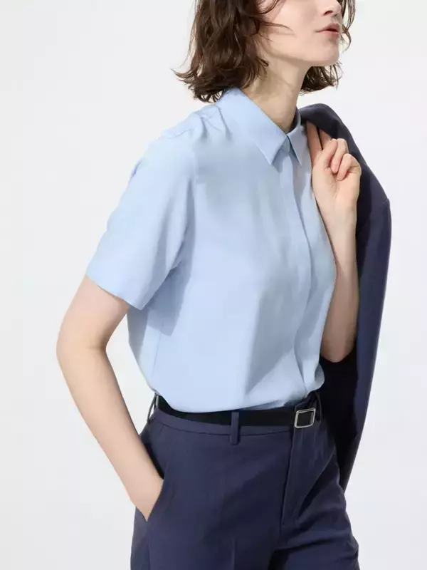 「【ユニクロ最新チラシ】エアリズム商品がお買い得！話題のボトムスやTシャツ、オンオフ使えるレーヨンブラウスなど夏のスタメン服も今が買い《7月9日まで》」の画像