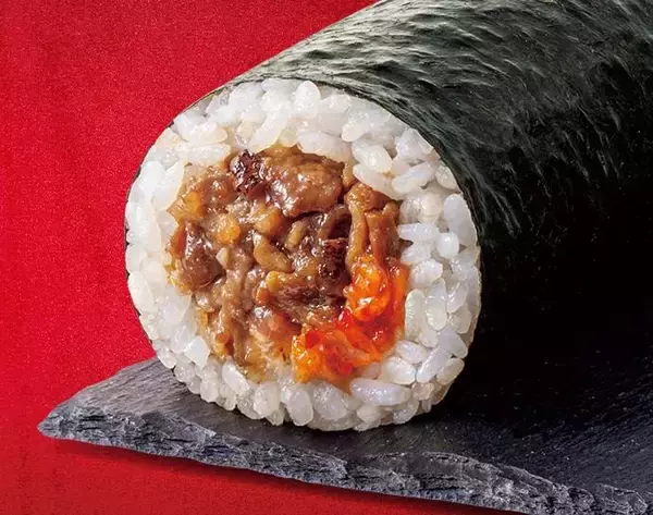 「【コンビニで買える】家族で楽しむ節分の定番グルメ！セブン・ファミマ・ローソンの恵方巻まとめ」の画像