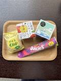 「東京駅すぐのラウンジ「丸善の三階」でアイス食べ放題がスタート。プラス1100円でご当地アイスを好きなだけ堪能できるよ～。」の画像2