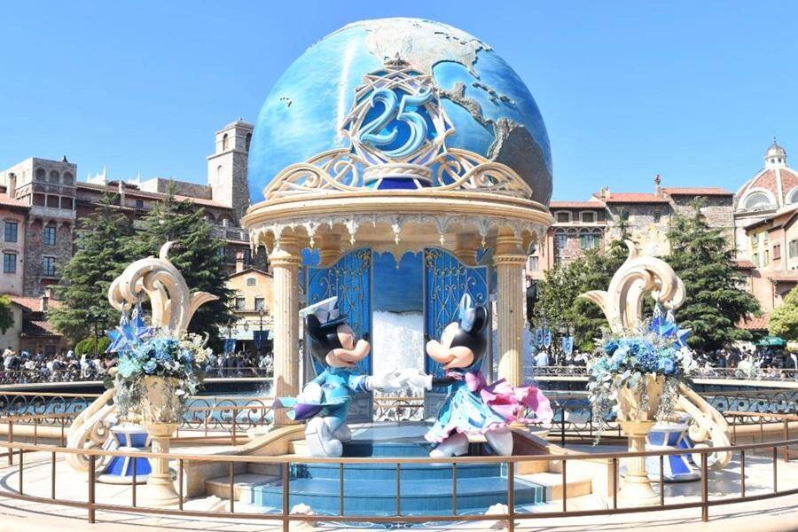 東京ディズニーシー25周年は"ジュビリーブルー"のきらめきに染まる♡ショーや映える空間に大興奮！見どころを予習《編集部レポ》