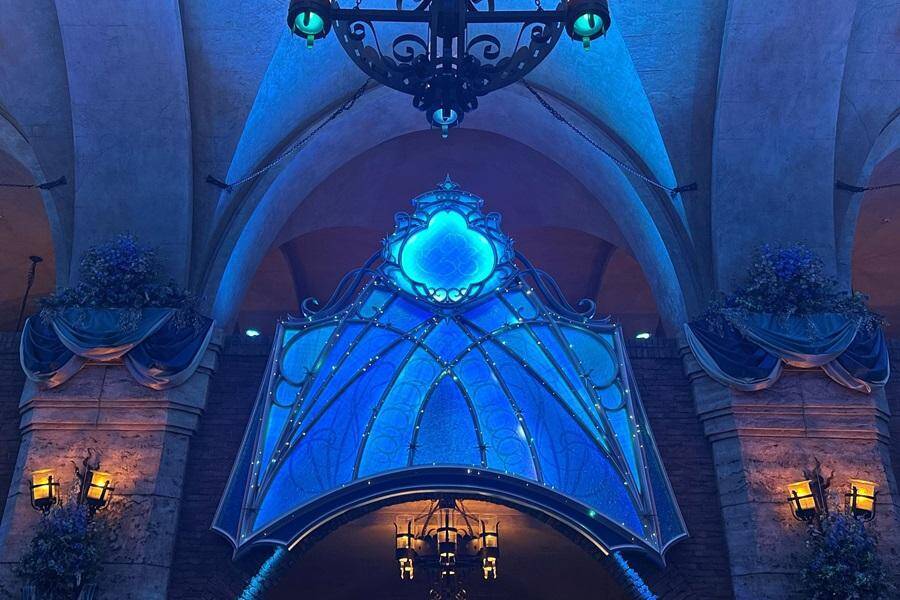 東京ディズニーシー25周年は"ジュビリーブルー"のきらめきに染まる♡ショーや映える空間に大興奮！見どころを予習《編集部レポ》