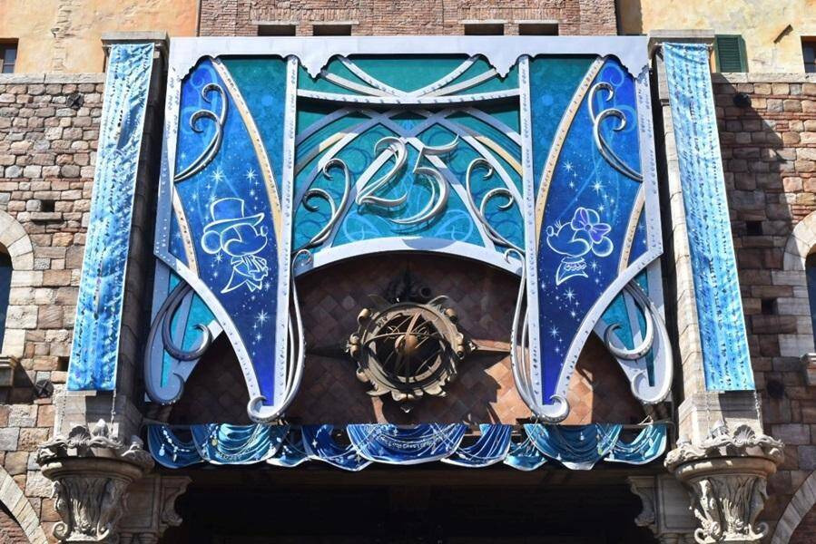 東京ディズニーシー25周年は"ジュビリーブルー"のきらめきに染まる♡ショーや映える空間に大興奮！見どころを予習《編集部レポ》