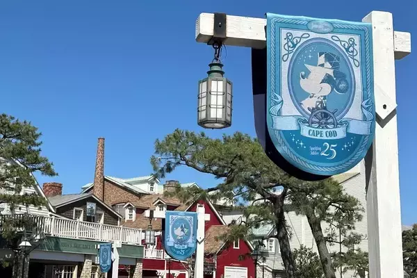 「東京ディズニーシー25周年は"ジュビリーブルー"のきらめきに染まる♡ショーや映える空間に大興奮！見どころを予習《編集部レポ》」の画像