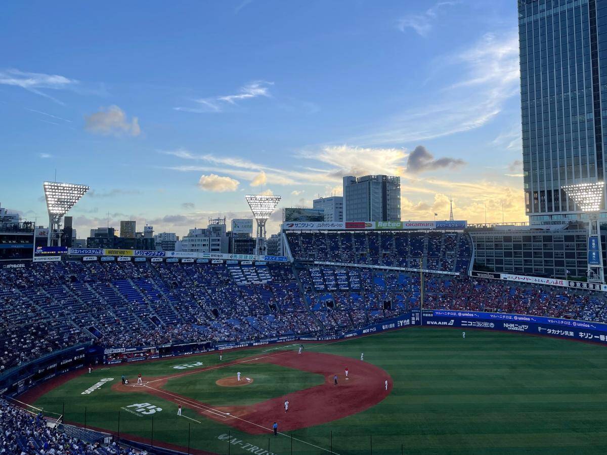 【ハマスタ】ルールを知らなくても超楽しい！おとな女子が「プロ野球」を初観戦したら球場グルメに沼った《徹底レポ》