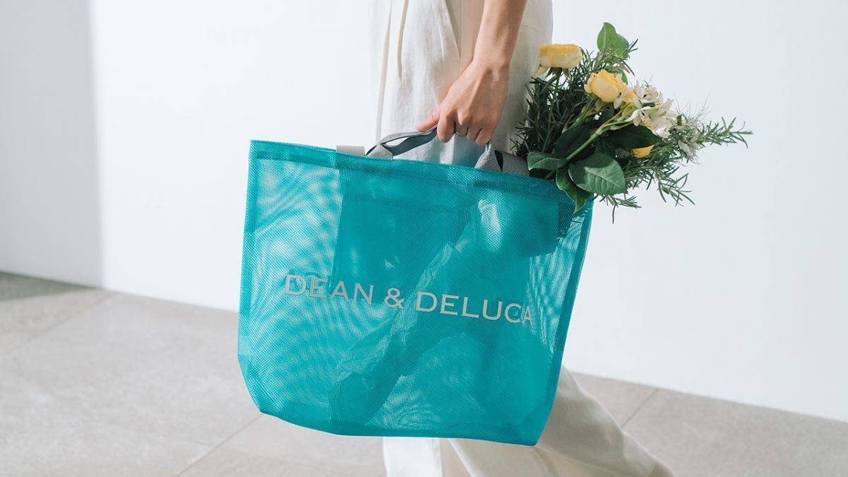 【DEAN & DELUCA】限定色「ターコイズ」のメッシュトートが数量限定で6月16日から登場。夏空みたいな爽やかなカラーが良き♡