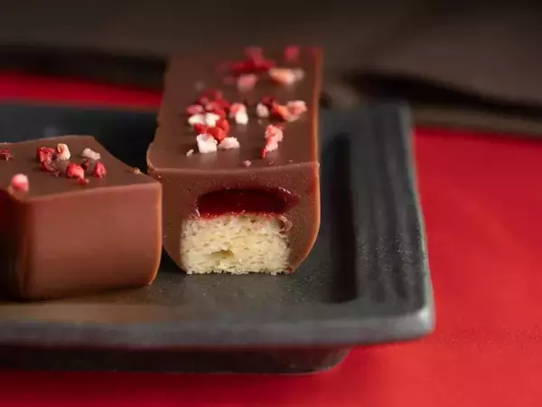 「自分だけの運命の一粒を見つけるバレンタイン♡成城石井の推しチョコフェア開催中。」の画像